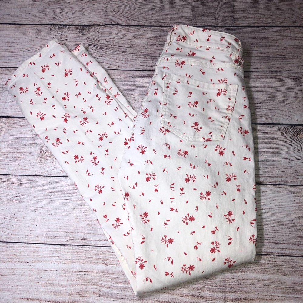 H&M Floral Ankle Cropped Jeans